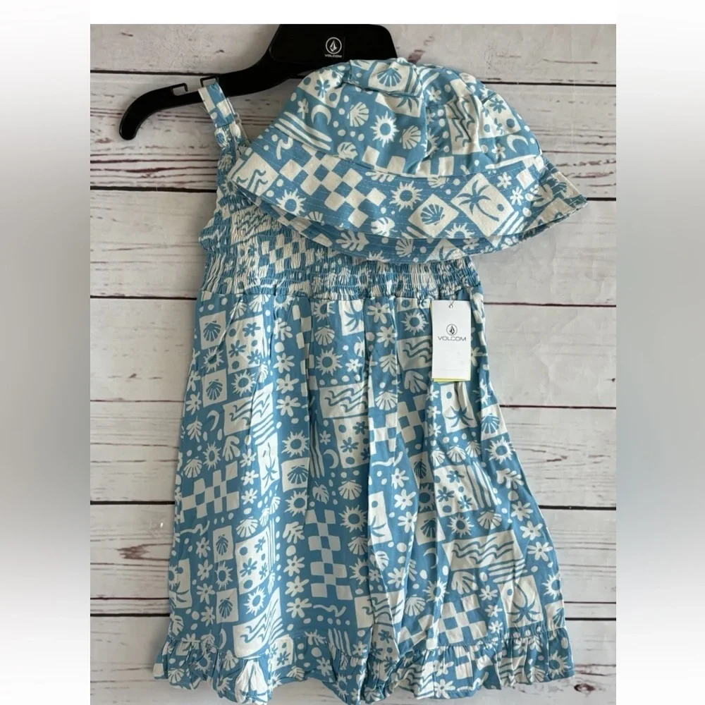 Volcom Girls Smocked Dress Size 5 Ice Blue Matching Hat Beachy NWT Retails $44